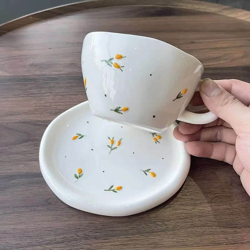 300ml 10oz Hand -painted Embossed Cherry Coffee Cup Exquisite Retro Ceramics Cherry Coffee Cup Cup Afternoon Tea Cup 1 Piece