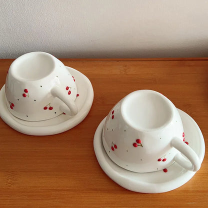 300ml 10oz Hand -painted Embossed Cherry Coffee Cup Exquisite Retro Ceramics Cherry Coffee Cup Cup Afternoon Tea Cup 1 Piece