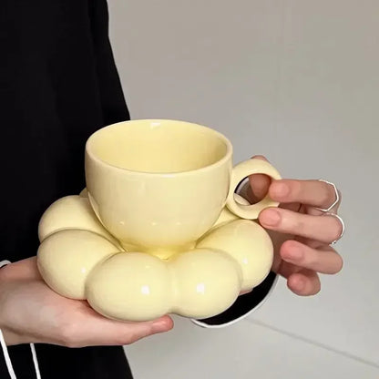 Ceramic Cloud-Shaped Coffee Cup Creative Sunflower Saucer Unique Office Afternoon Tea Mug Exquisite Milk Cups Kitchen Drinkware